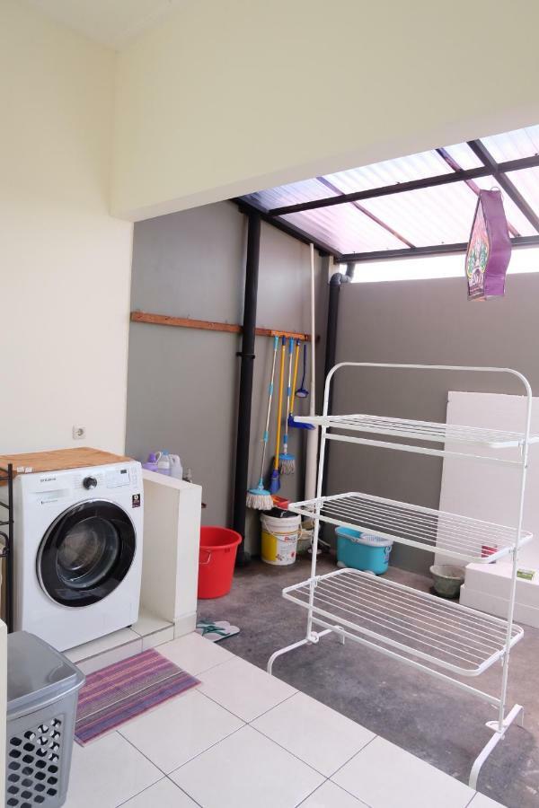 Stephouse Apartament Jogyakarta Zewnętrze zdjęcie